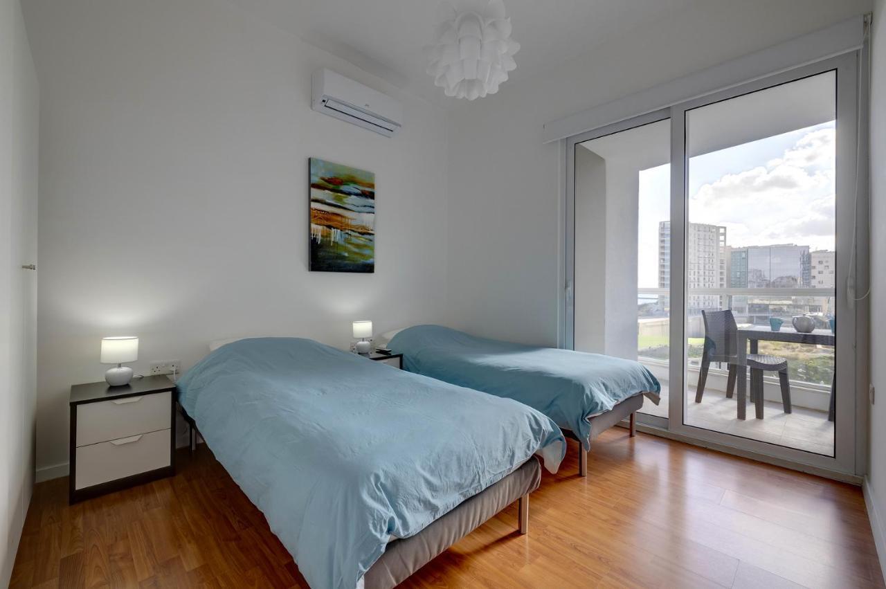Apartment With Stunning Seaviews Sliema Exterior foto